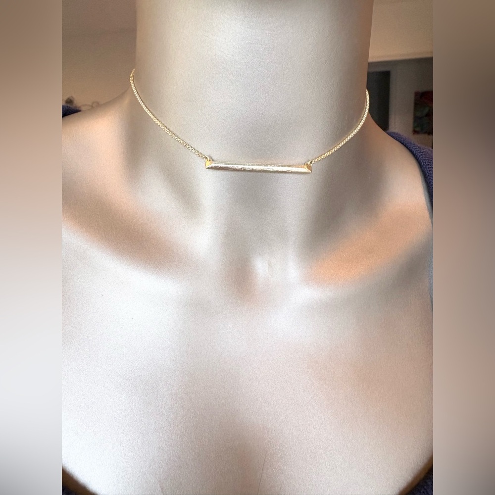 Kendra Scott Kelsey Gold Bar Necklace - Picture 7 of 11